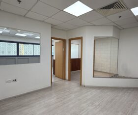משרדים בגודל 85 מר בקומה 3