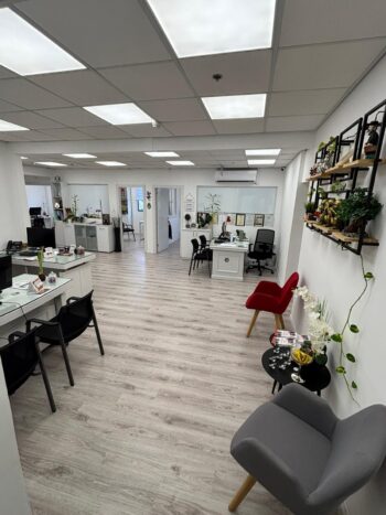 כולל מטבח מאובזר, מעליות ומרחב מוגן