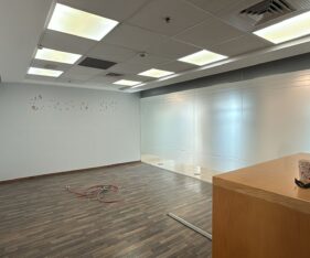 חדר תקשורת ומעליות