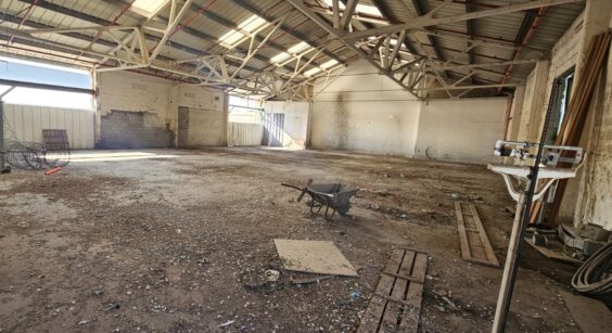 תקרה גבוהה 6 מטר