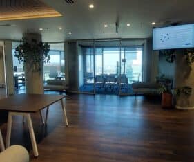 במתחם הבורסה רמת גןכ700 מר משרדים בגמר גבוהה