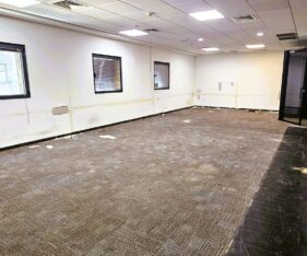 גמר הייטק מוקפד, תקרות אקוסטיות, תשתיות תקשורת מתקדמות