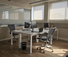 לבניין גג עצום לשימוש בלעדי