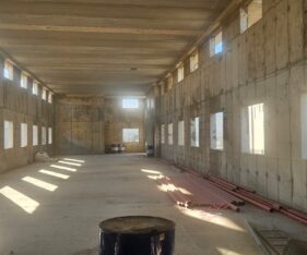 בבנין שטחי משרד נוספים להשכרה