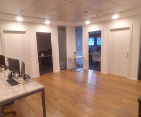 מטבח מאובזר, חדר תקשורת, מרחב מוגן