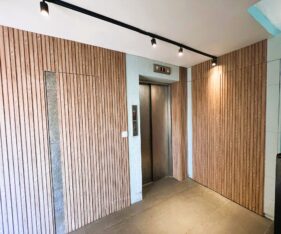 מיקום מרכזי בזכרון יעקב