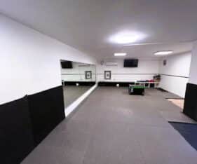 מרתף גדול ומרווח במיקום מרכזי ונגיש בזכרון יעקב