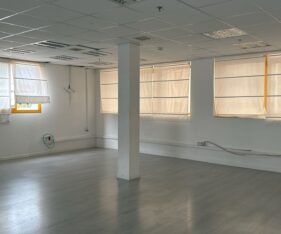 משרד בקומה 3