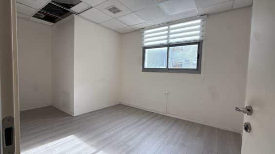 ניתן להשכיר חנייה בחניון הבניין