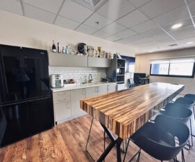 משרדים מטופחים להשכרה בנתניה