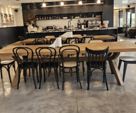 3 קומת בגודל כולל של כ2000 מר