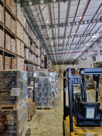 מחסן בגודל של 825 מטר