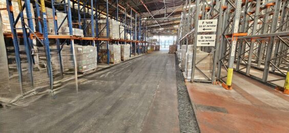שטח אחסנה ולוגיסטיקה במיקום מרכזי,