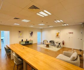 משרדים יפים ואטרקטיביים מרוהטים