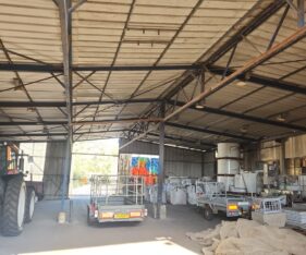 מיקום מרכזי, קרבה לצירי תחבורה ראשיים