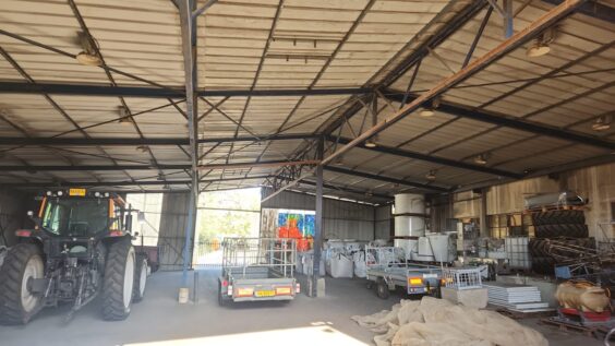 מיקום מרכזי, קרבה לצירי תחבורה ראשיים