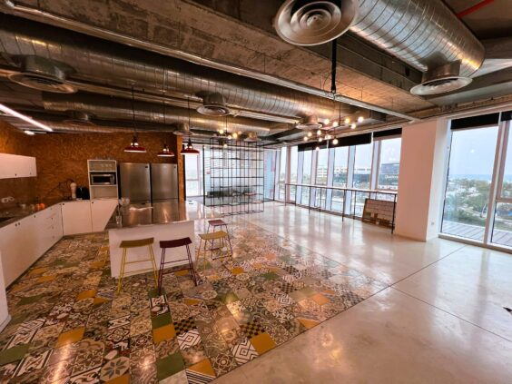 840 מר משרד בגמר מלא