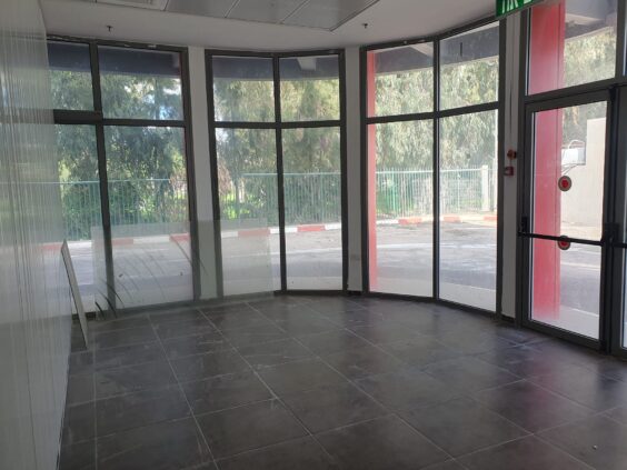 מיקום נהדר לחנות, משרדים ומסחר