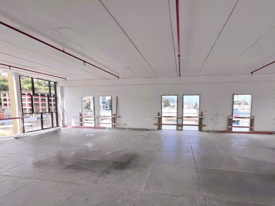 בניין משרדים חדש בשלמות