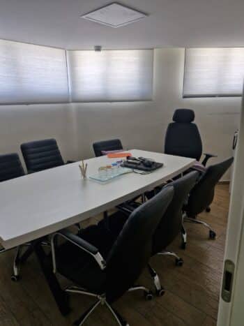 שטח משולב מסחר עם משרדים בקומת גלריה