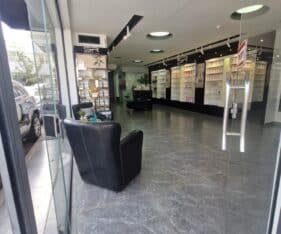 שטח מסחרי וגלריה למשרדים