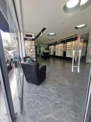 שטח מסחרי וגלריה למשרדים