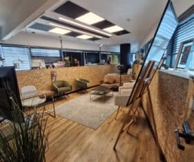 שטח מואר ויפה לכניסה מיידית