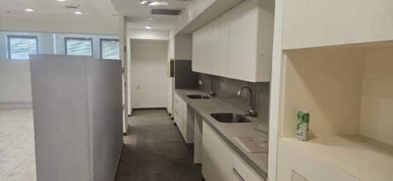 קומה משרדית בשטח כולל של 500 מר