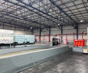 מבנה תעשייתי ייחודי, מותאם לחומרים מסוכנים