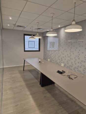 חדר ישיבות וחדרי זום אינטימיים