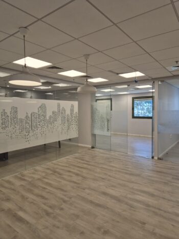 ניתן לקבל מספר רב של חניות לפי הצורך