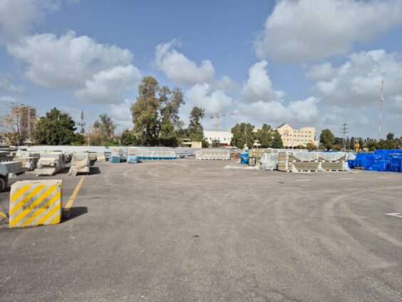 מגרש אספלט להשכרה במיקום מרכזי