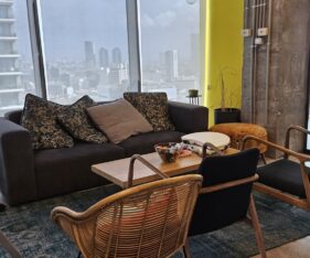 בניין סופר אקסקלוסיבי