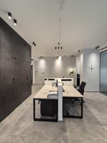 משרד מהמם ומחולק היטב, למכירה מיידית