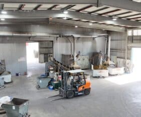 הנכס מצויד בחשמל מתח גבוה