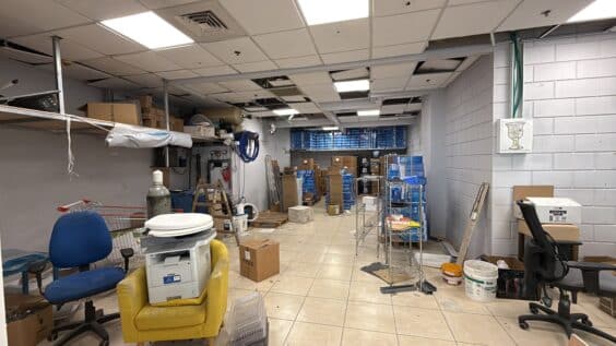 המחסן בקומת רמפה ראשונה