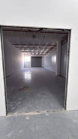 בקומה 1 עם נגישות מעליות משא עד משקל 1 טון