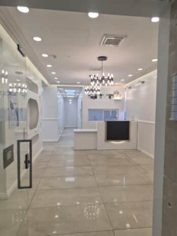 עיצוב נקי, תאורה יוקרתית, ריצוף איכותי וחלוקה פונקציונלית