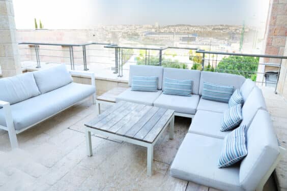 להשכרה אחוזה אדריכלית במלחה הישנה