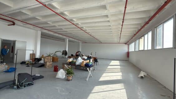 דלת כניסה מעלית גובהה 2 מטר