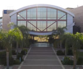 עומרים 8, עומר, בניין משרדים להשכרה