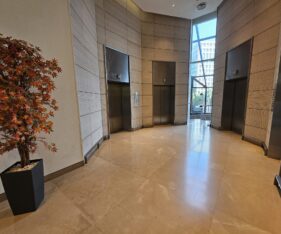 במיקום אסטרטגי בסביבה דינאמית ונגישות מצוינת לתחבורה ציבורית