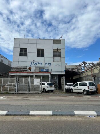 בניין עצמאי להשכרה