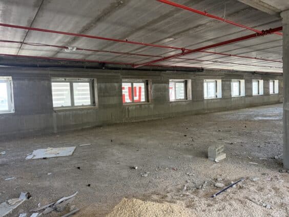 לשוכרים מסחריים ומוסדיים המחפשים מיקום מרכזי ואיכותי