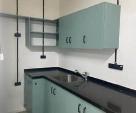 כולל מרפסת, מטבח מאובזר ומעליות נגישות