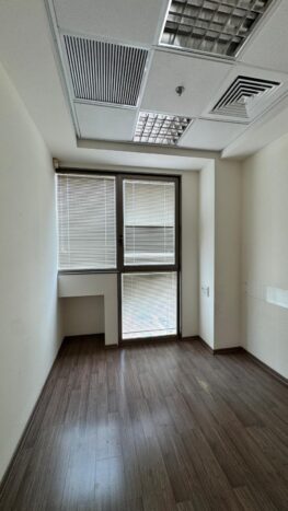 משרדים נעימים ומוארים