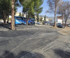גישה נוחה לכלי רכב פרטיים ומשא, וסביבה תעשייתית
