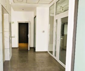 משרד יוקרתי במרחק הליכה מרכבת קיסריה-פרדס חנה
