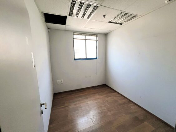 400 מר עם אפשרות לחלוקה והתאמות אישיות