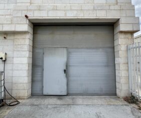 בניין מתוחזק מאוד, בכל שטחים יש חלונות